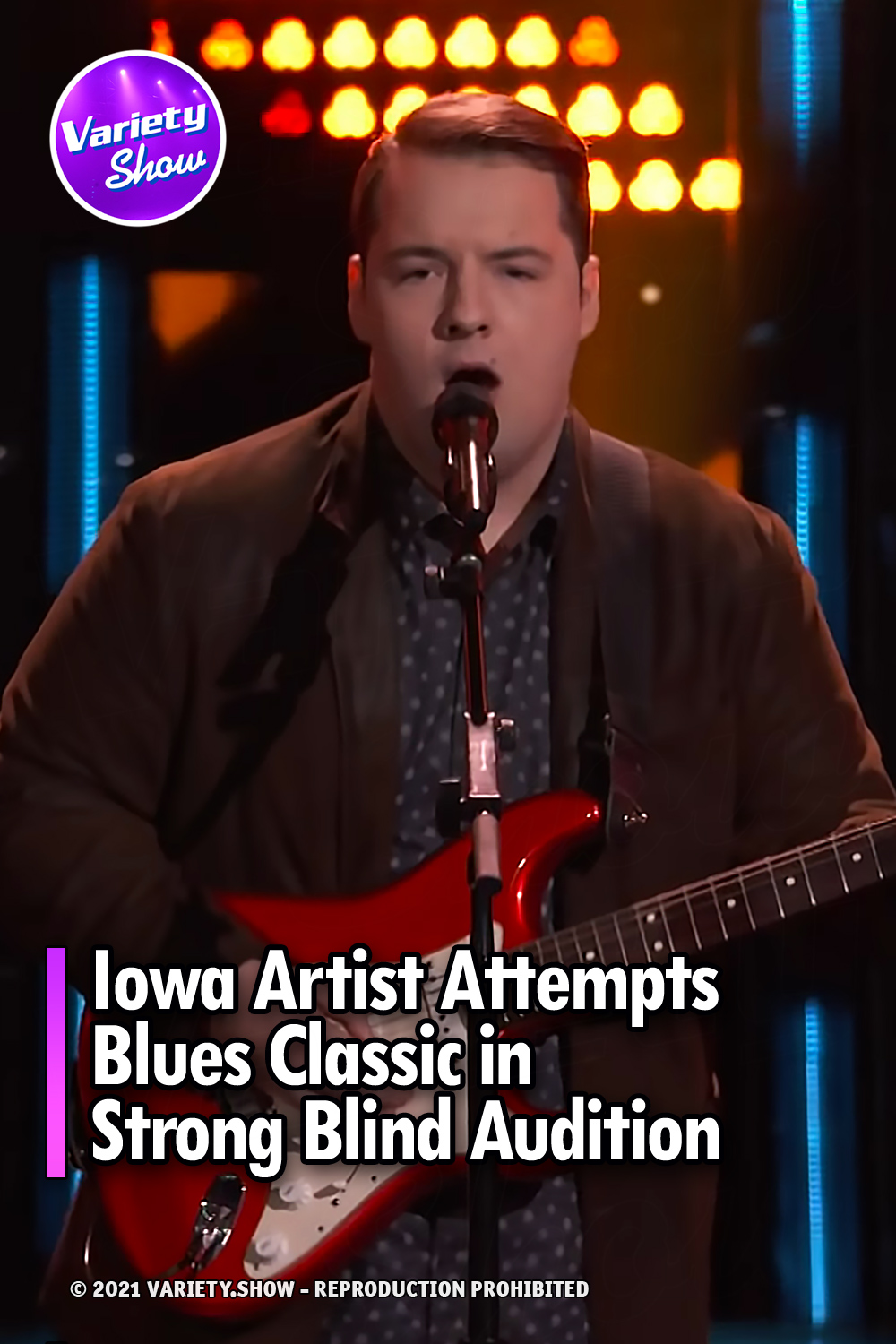 Iowa Artist Attempts Blues Classic in Strong Blind Audition