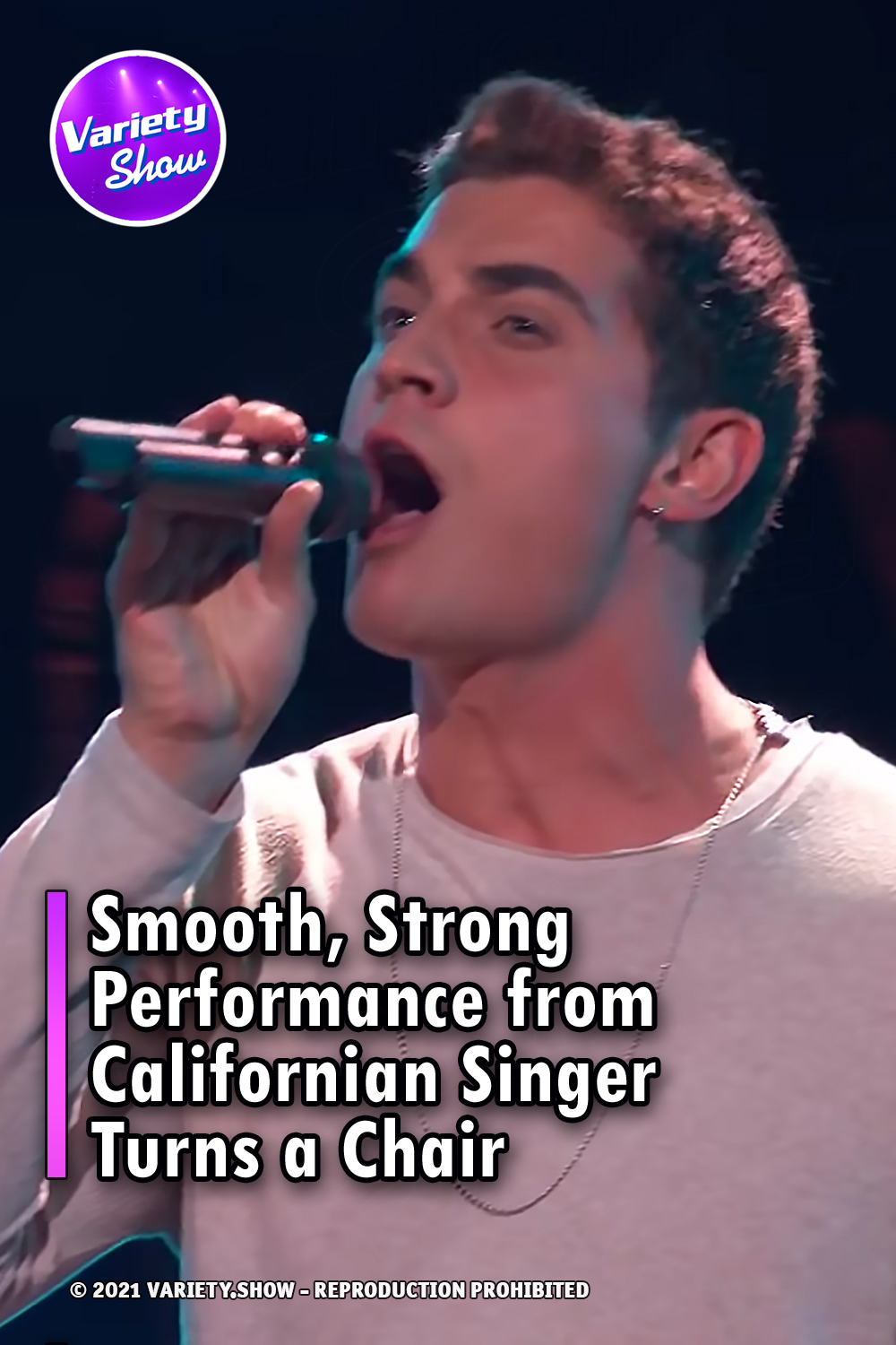 Smooth, Strong Performance from Californian Singer Turns a Chair