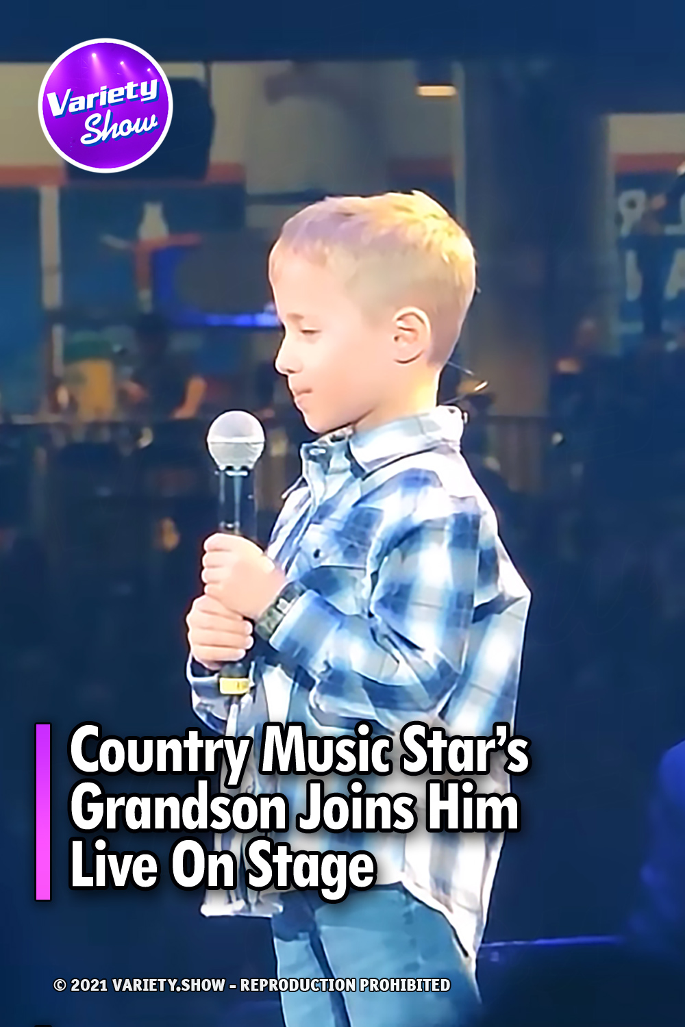 Country Music Star\'s Grandson Joins Him Live On Stage