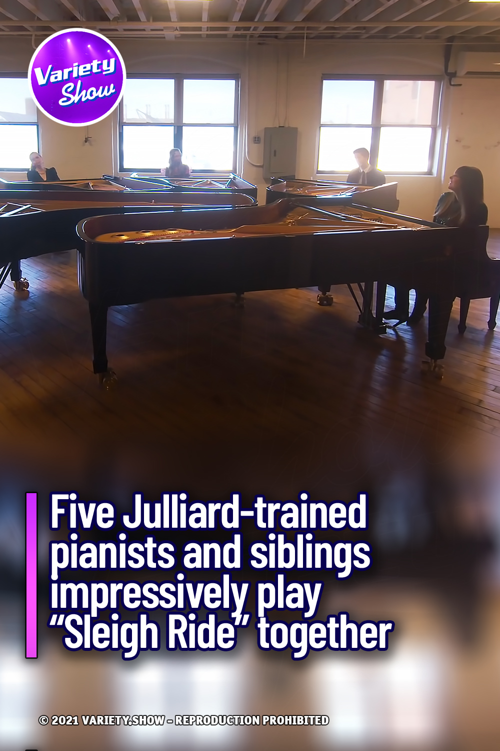 Five Julliard-trained pianists and siblings impressively play “Sleigh Ride” together