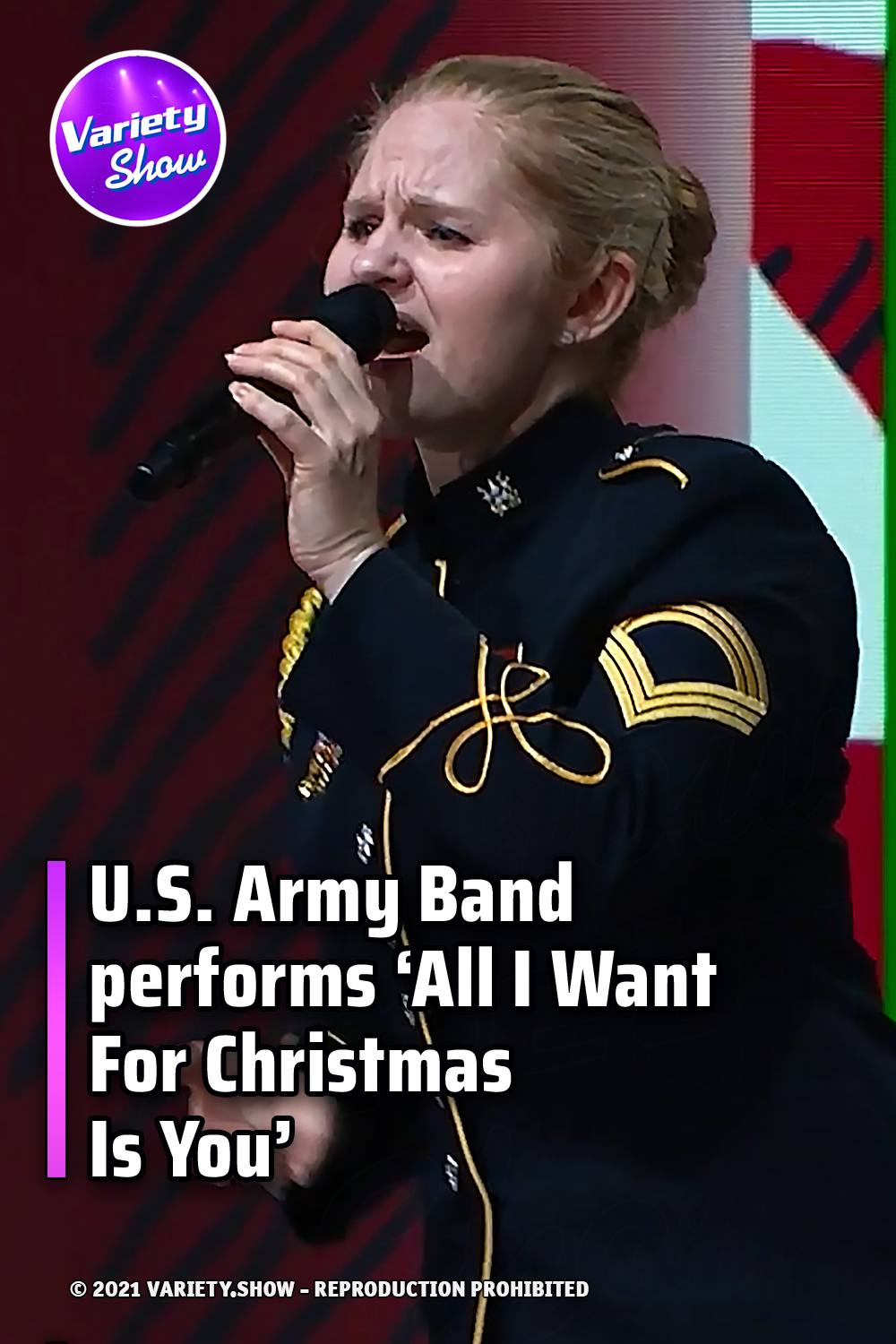 U.S. Army Band performs ‘All I Want For Christmas Is You’