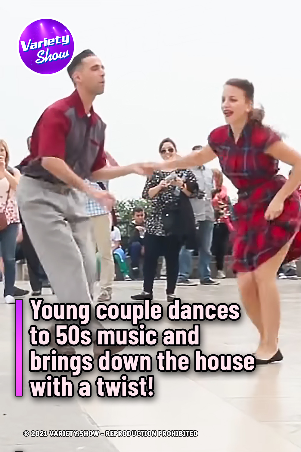 Young couple dances to 50s music and brings down the house with a twist!