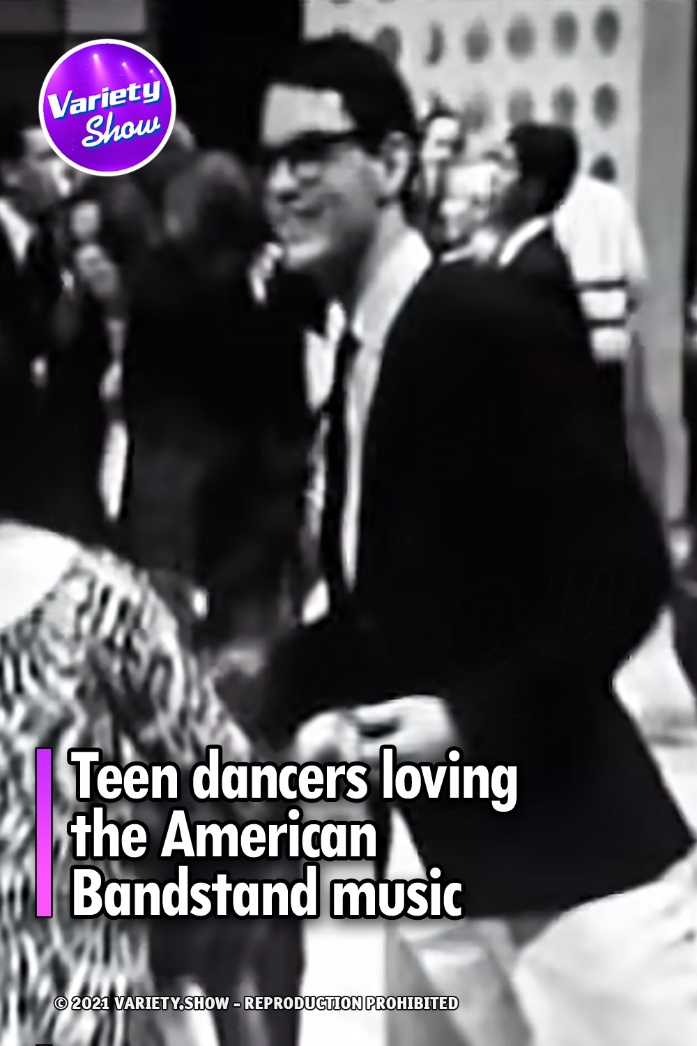 Teen dancers loving the American Bandstand music