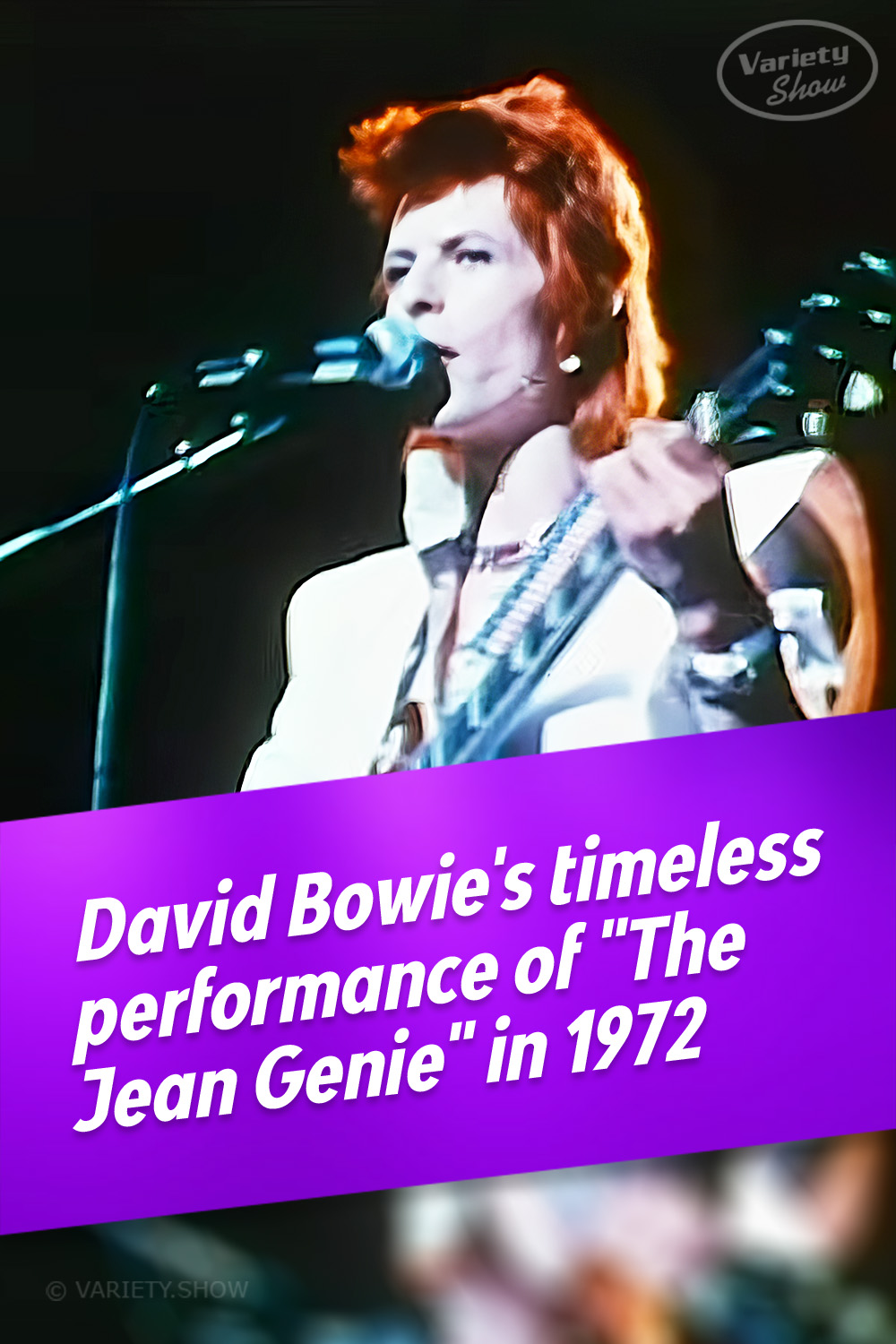 David Bowie\'s timeless performance of \